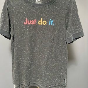 Nike tee size m
